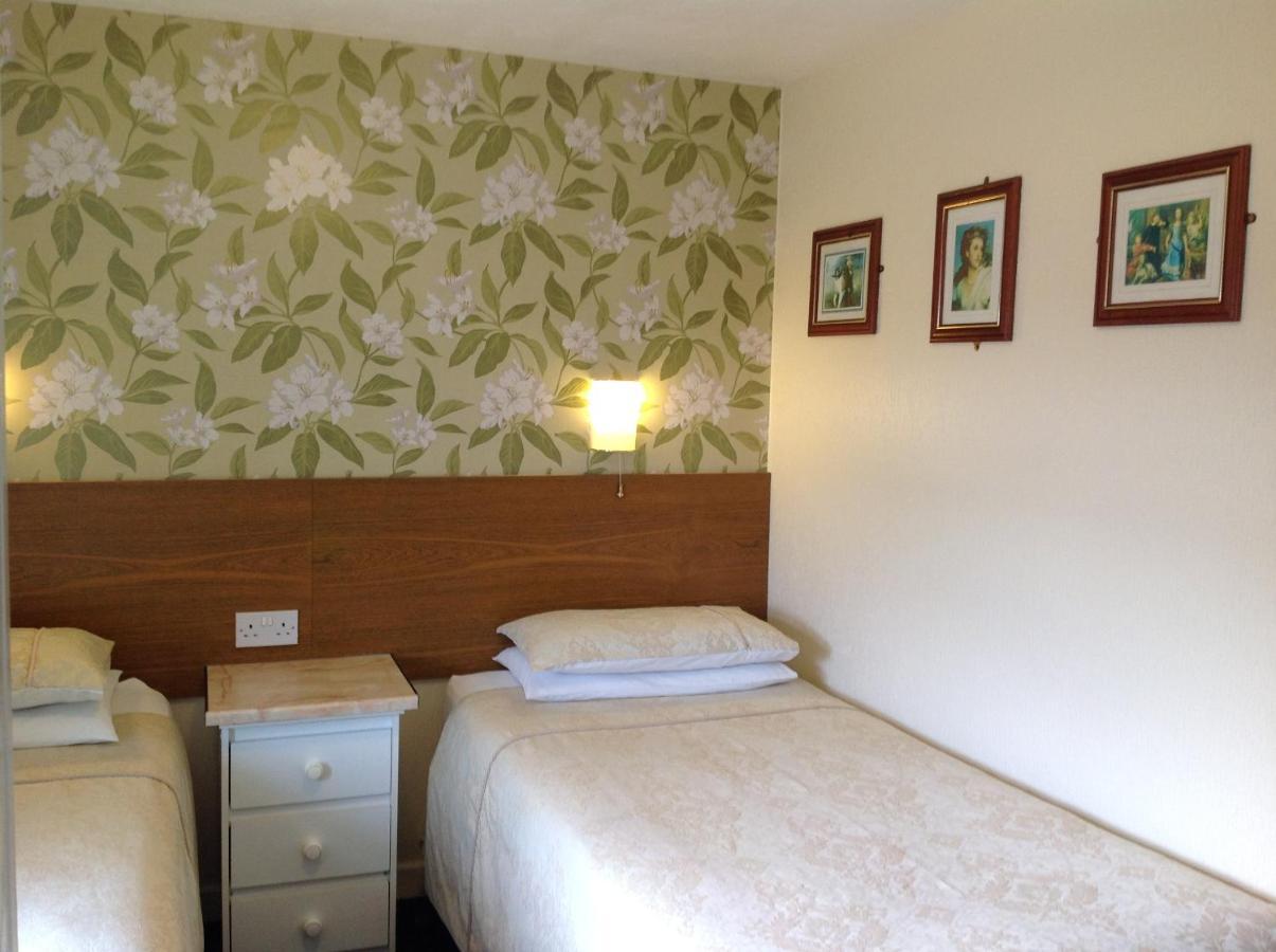 Myrtle House Guest house *